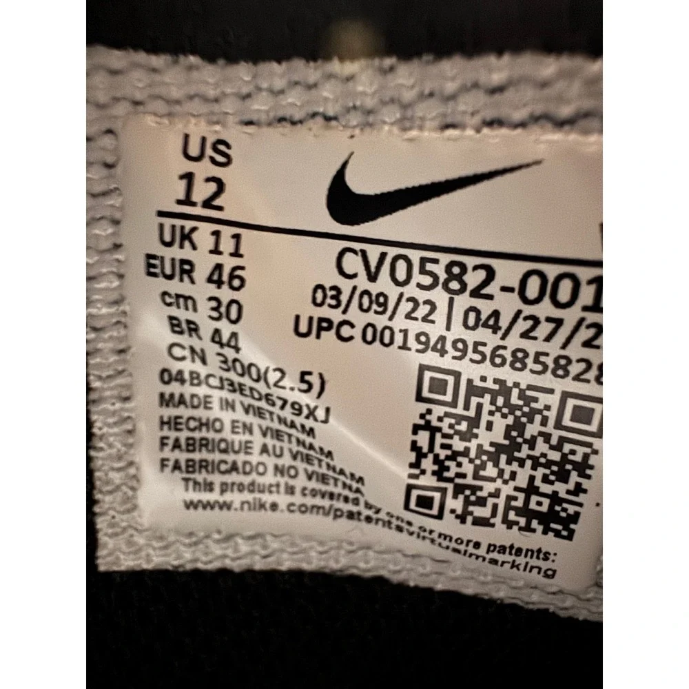 Nike Alpha Men's US‎ 12 Football Cleats CV0582-001 Fastflex Agility System